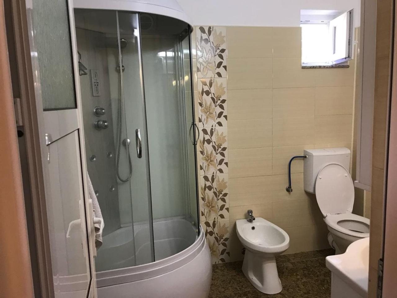 Steluta Villa Călimăneşti Buitenkant foto