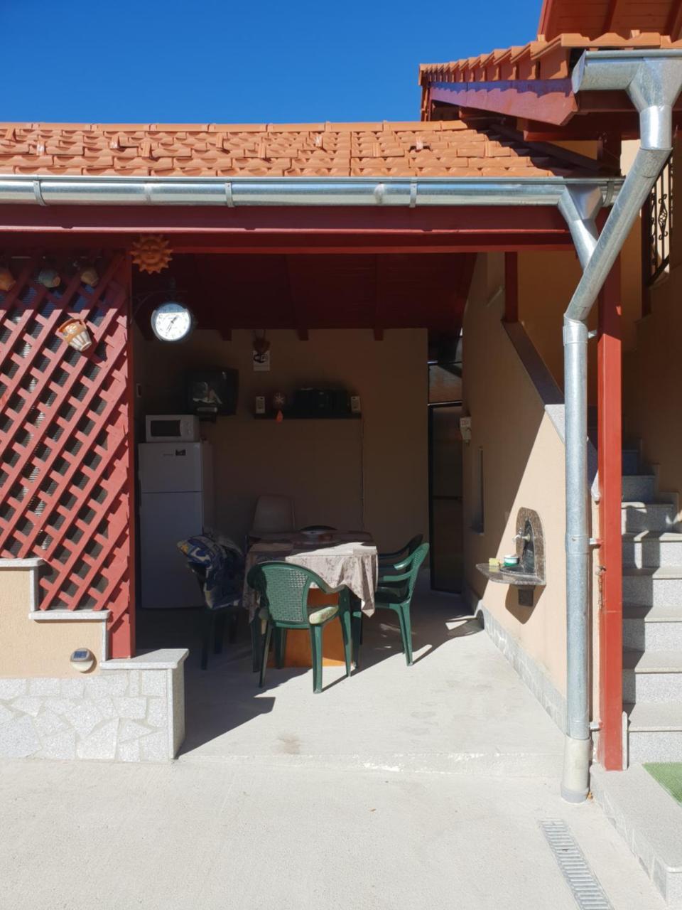 Steluta Villa Călimăneşti Buitenkant foto